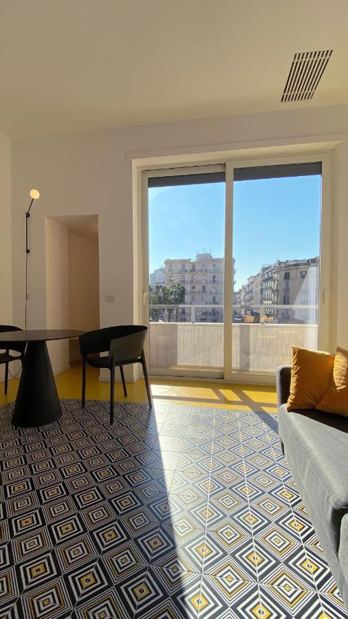 Toraldo Suites - Dimore Partenopee Napoli Bagian luar foto
