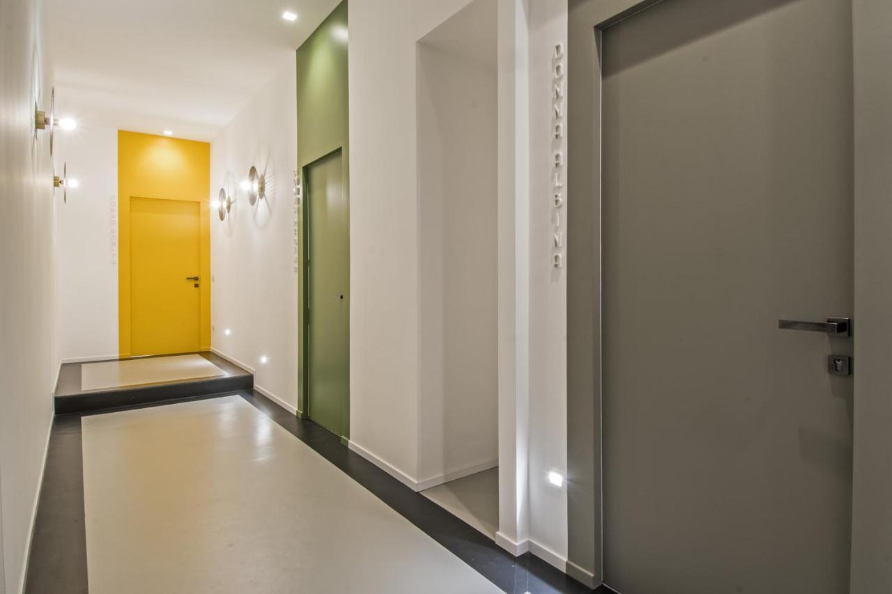 Toraldo Suites - Dimore Partenopee Napoli Bagian luar foto