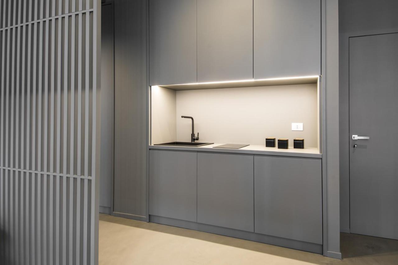 Toraldo Suites - Dimore Partenopee Napoli Bagian luar foto
