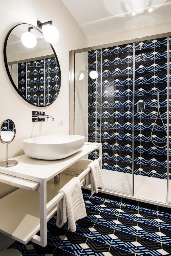 Toraldo Suites - Dimore Partenopee Napoli Bagian luar foto