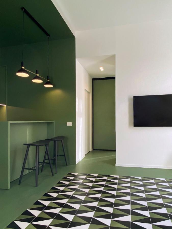 Toraldo Suites - Dimore Partenopee Napoli Bagian luar foto