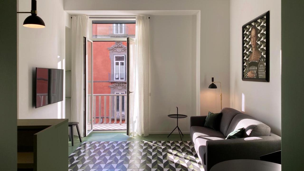 Toraldo Suites - Dimore Partenopee Napoli Bagian luar foto