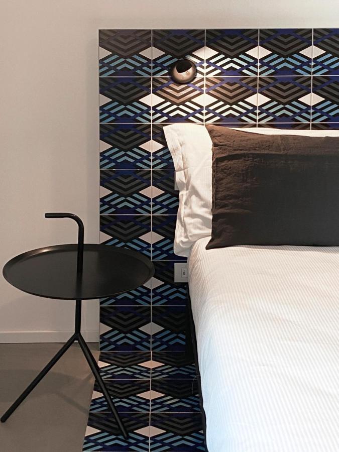 Toraldo Suites - Dimore Partenopee Napoli Bagian luar foto